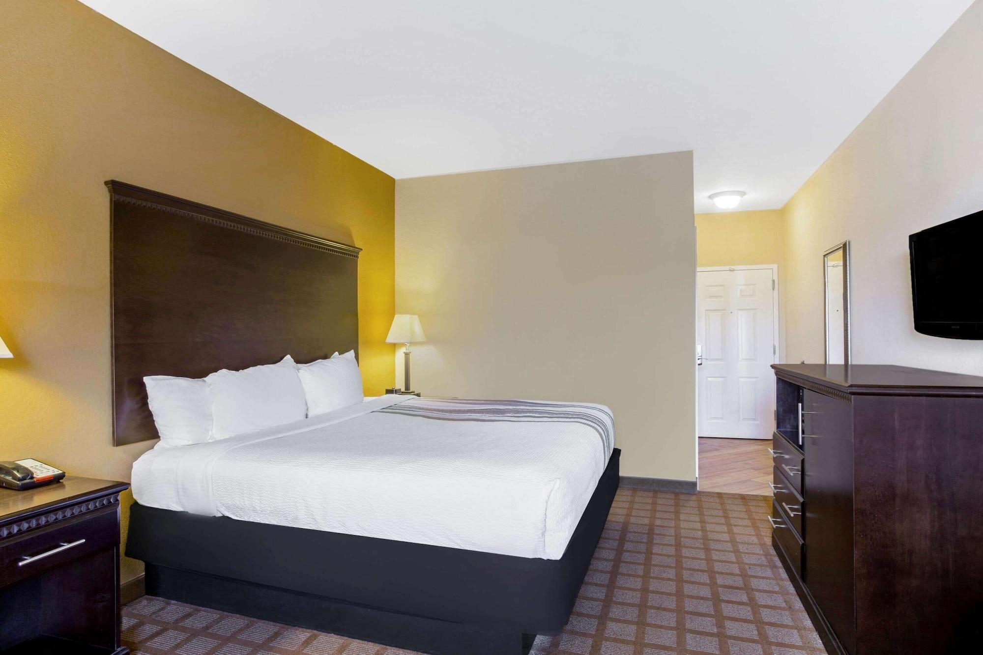 La Quinta By Wyndham Mobile Satsuma / Saraland Hotel Kültér fotó