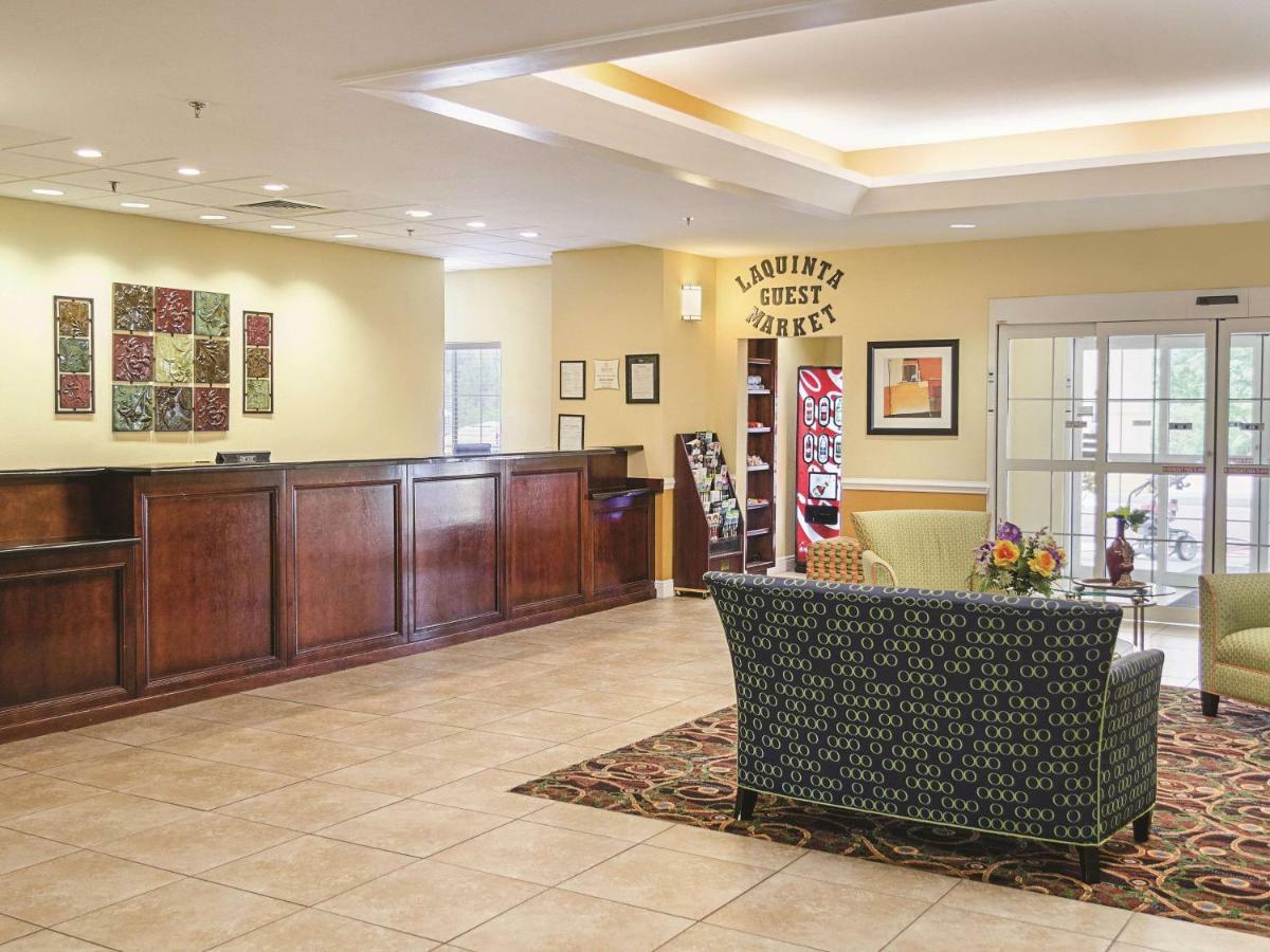 La Quinta By Wyndham Mobile Satsuma / Saraland Hotel Kültér fotó